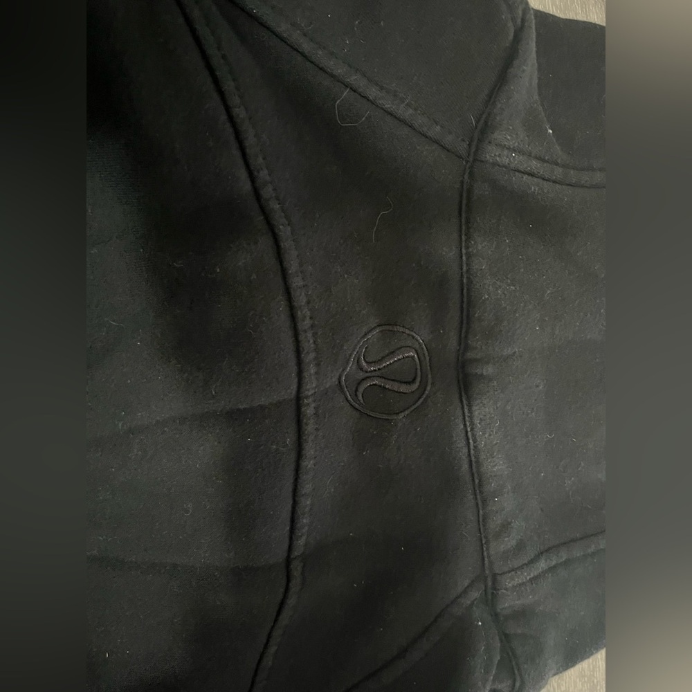 Lululemon Black Scuba
